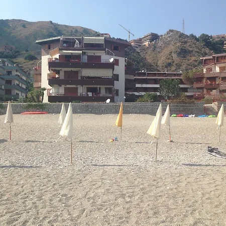 Sea Beach Taormina * Letojanni